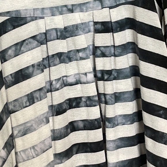 Living Doll swing tank size small - Picture 2 of 7